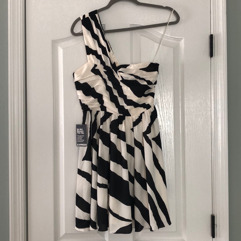 Express dress